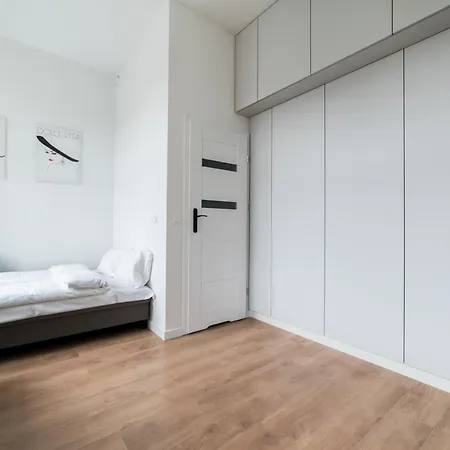 Apartment Kosciuszki 73 Center By Bookinghost Poznan